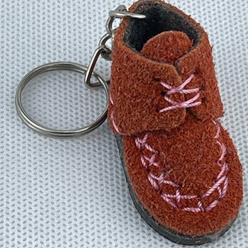 Leather-keychain